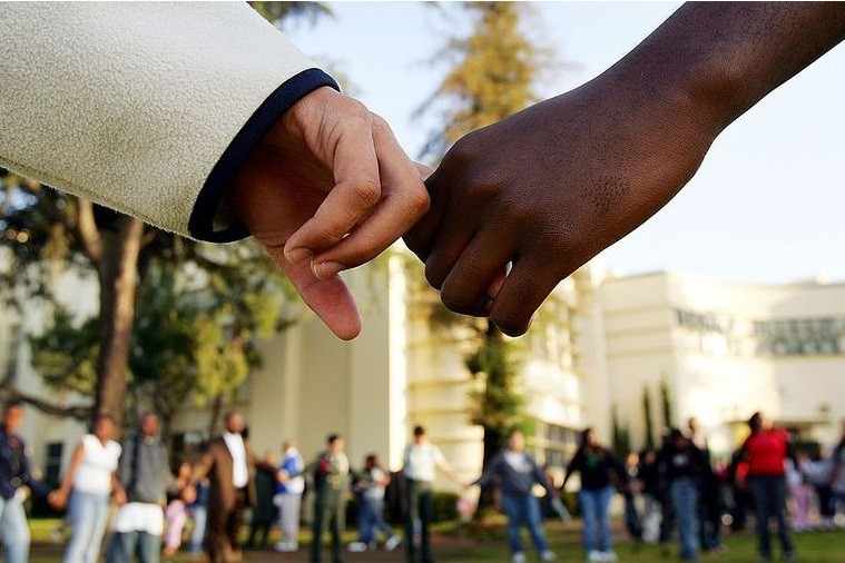 Cultural Exchange between Chinese and Malays